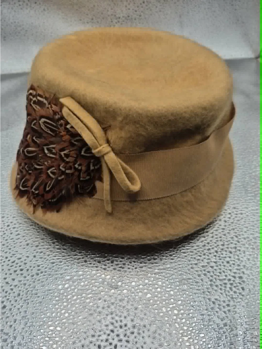 Vintage Beige Wool Bucket Hat Pheasant Feathers Accent 1950s Jane Morgan